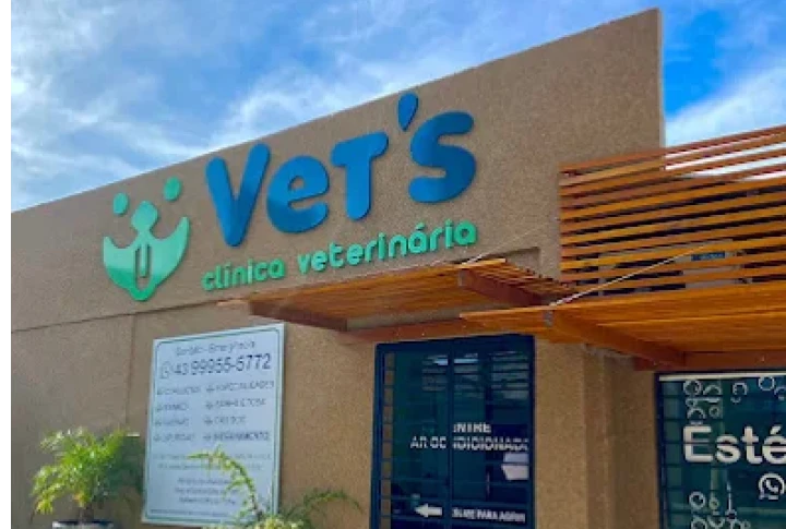 fachada-clinica-veterinaria-vets